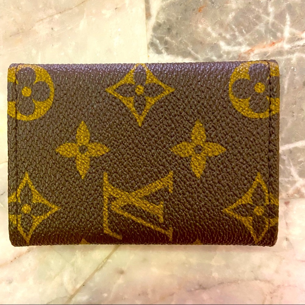 ❌SOLD❌RARE Louis Vuitton Key chain holder